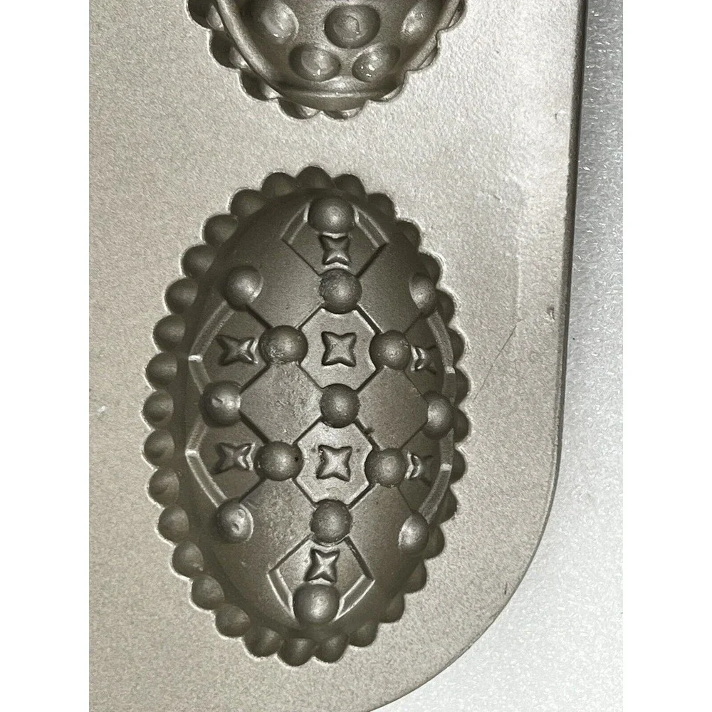 Nordic Ware Easter Egg Baking Mold 9 Muffin Mini Cake Cast Aluminum Pan USA